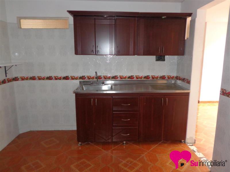 Casa-local Foto 1