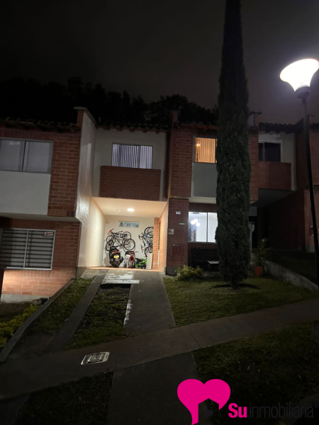 Casa en Arriendo en SABANETA - 10169 Suramericana de arrendamientos