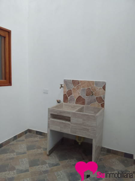 Casa en Arriendo en EL CARMEN DE VIBORAL - 10121 Suramericana de arrendamientos