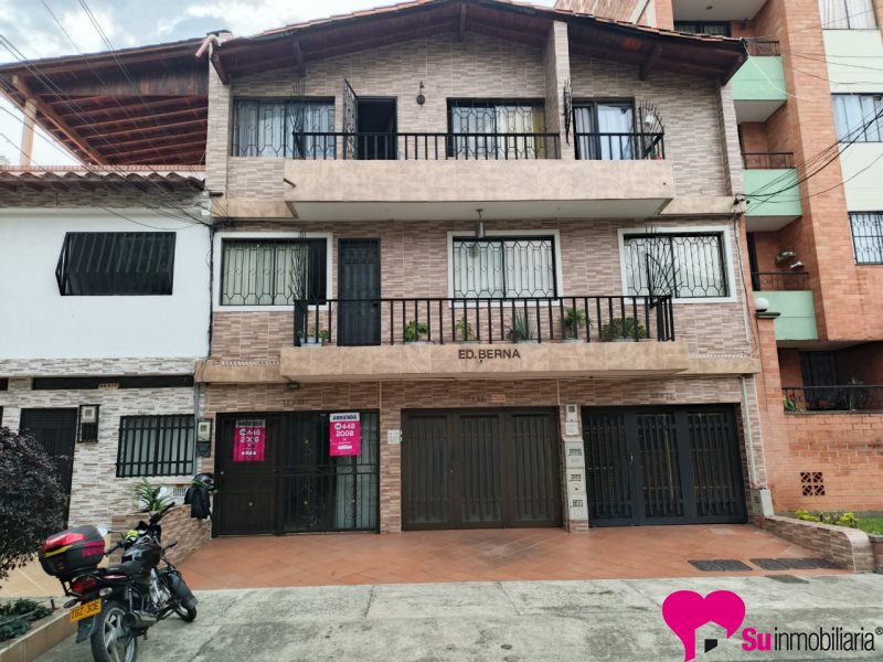 Casa-local en Arriendo en Medellín - 10873 Suramericana de arrendamientos