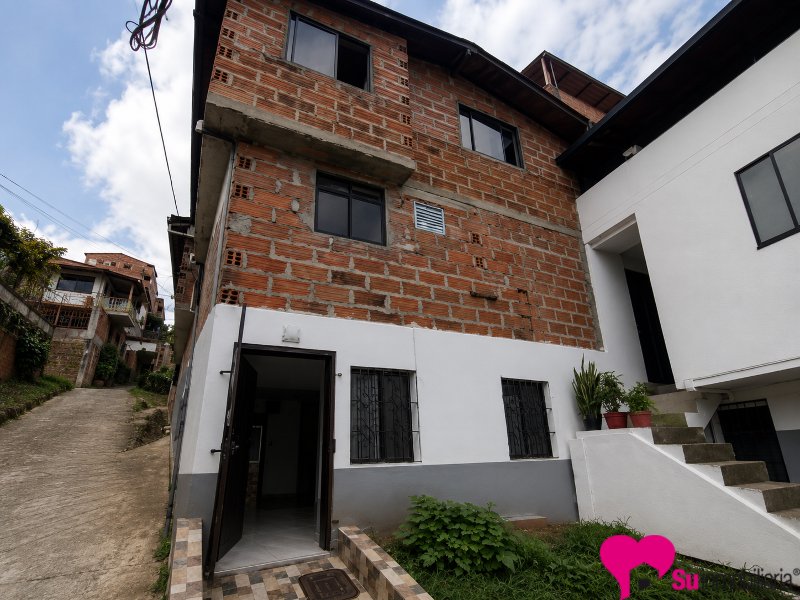 Apartamento en Arriendo en Medellín - 10922 Suramericana de arrendamientos