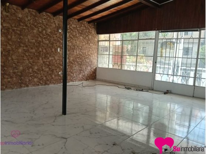 Casa en Arriendo en Medellín - 11404 Suramericana de arrendamientos