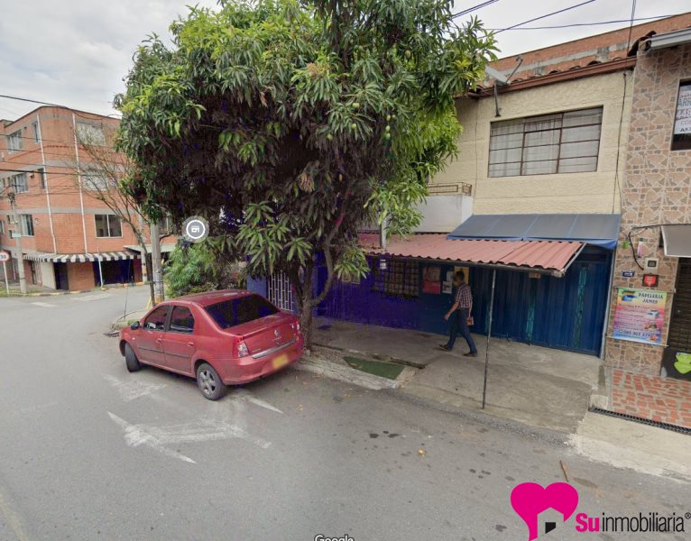 Casa-local Foto 1