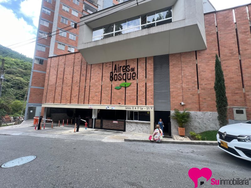 Apartamento en Arriendo en SABANETA - 10989 Suramericana de arrendamientos