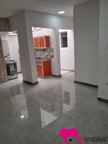 Casa-local Foto 1