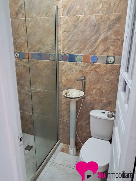 Casa-local Foto 1