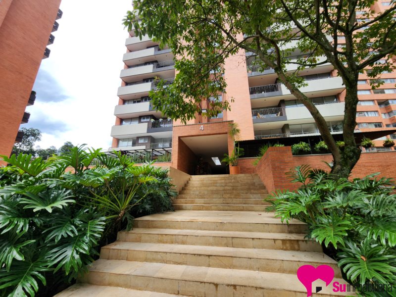 Apartamento en Arriendo en Medellín - 10820 Suramericana de arrendamientos