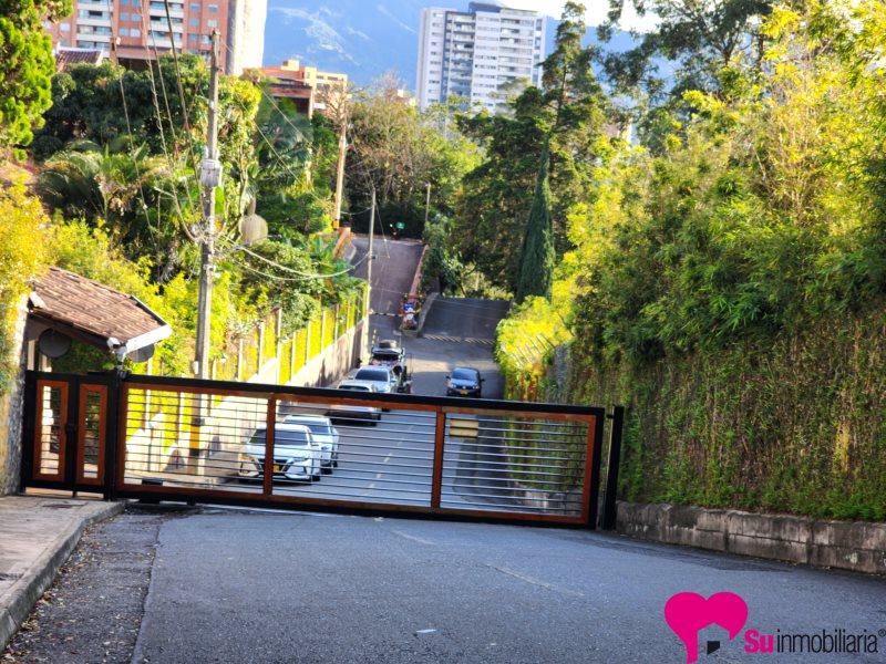 Casa en Arriendo en Medellín - 10772 Suramericana de arrendamientos