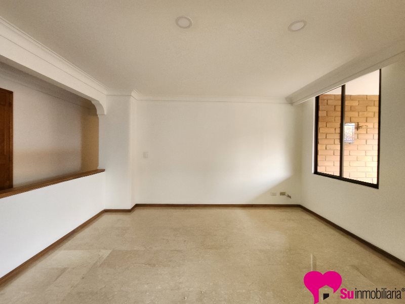 Apartamento Foto 1