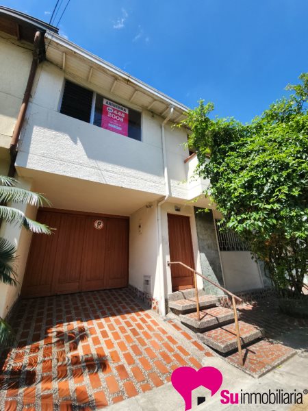 Casa en Ambos en Envigado - 2299 Suramericana de arrendamientos