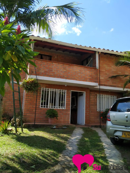 Casa en Venta en PEÑOL - 9979 Suramericana de arrendamientos