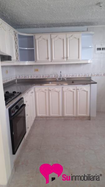 Casa-Local Foto 1