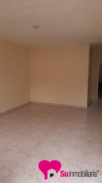 Casa-Local Foto 1