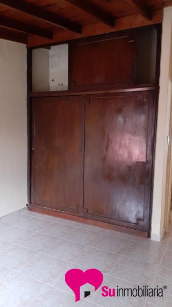 Casa-Local Foto 1