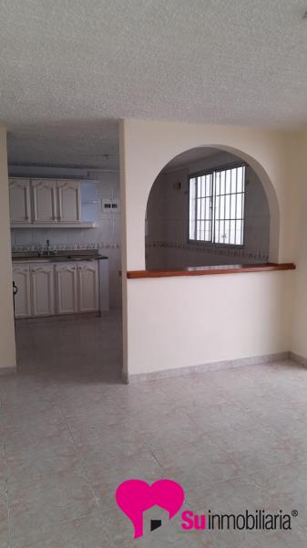 Casa-Local Foto 1