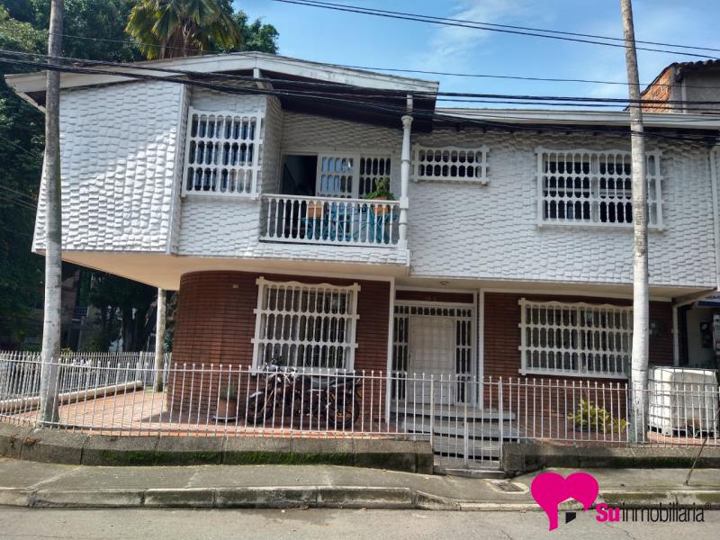 Casa-local Foto 1
